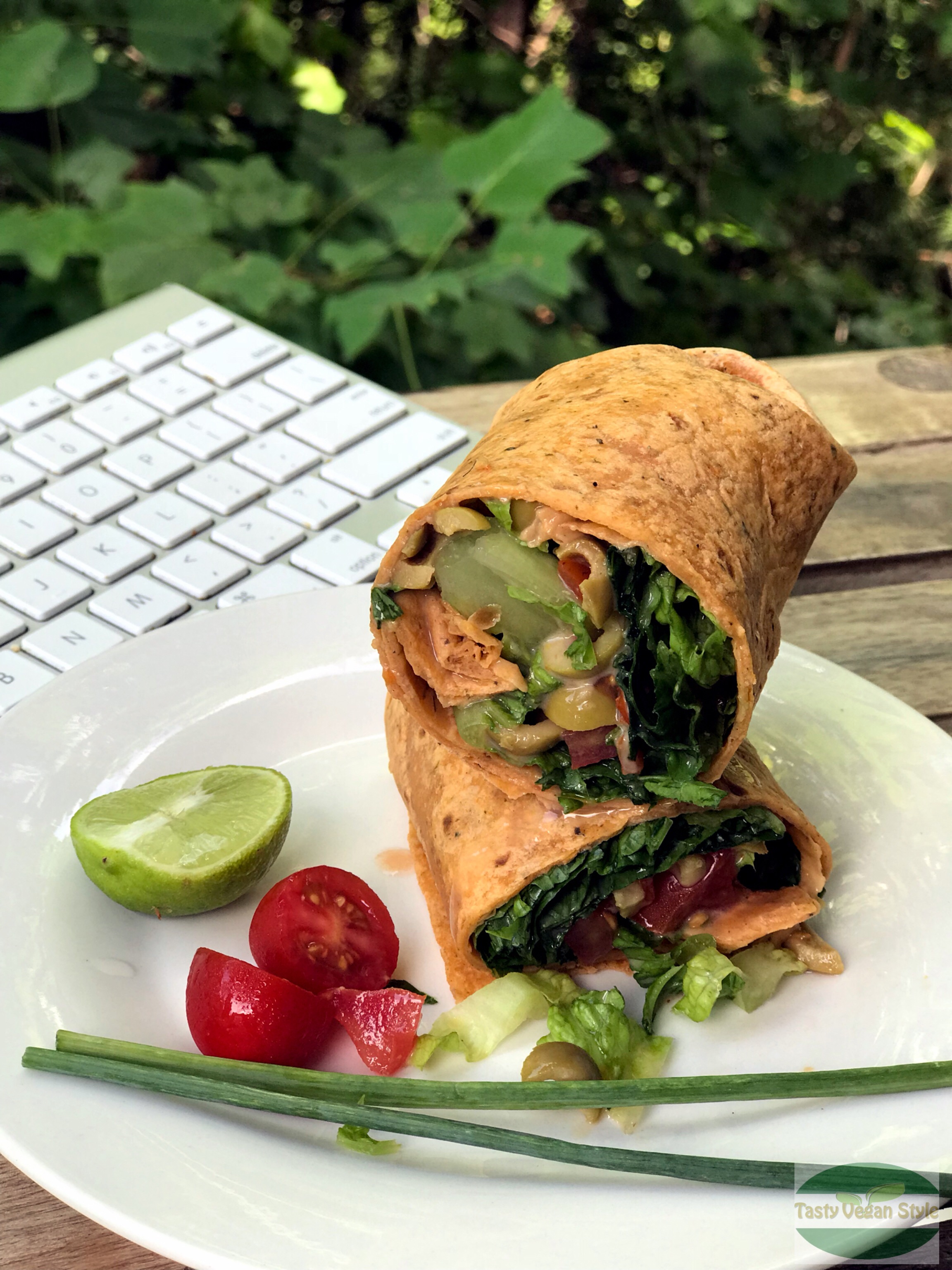 Tomato Basil Wrap – Tasty Vegan Style